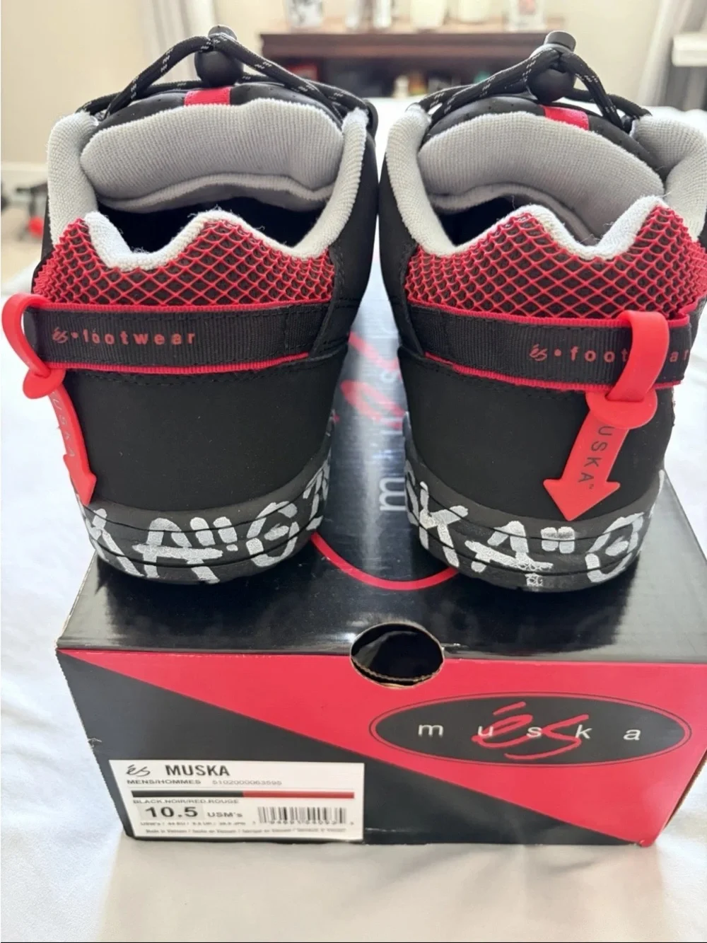 New Autographed 1997 reissue ES Chad Muska black red grey shoes mens size 10.5
